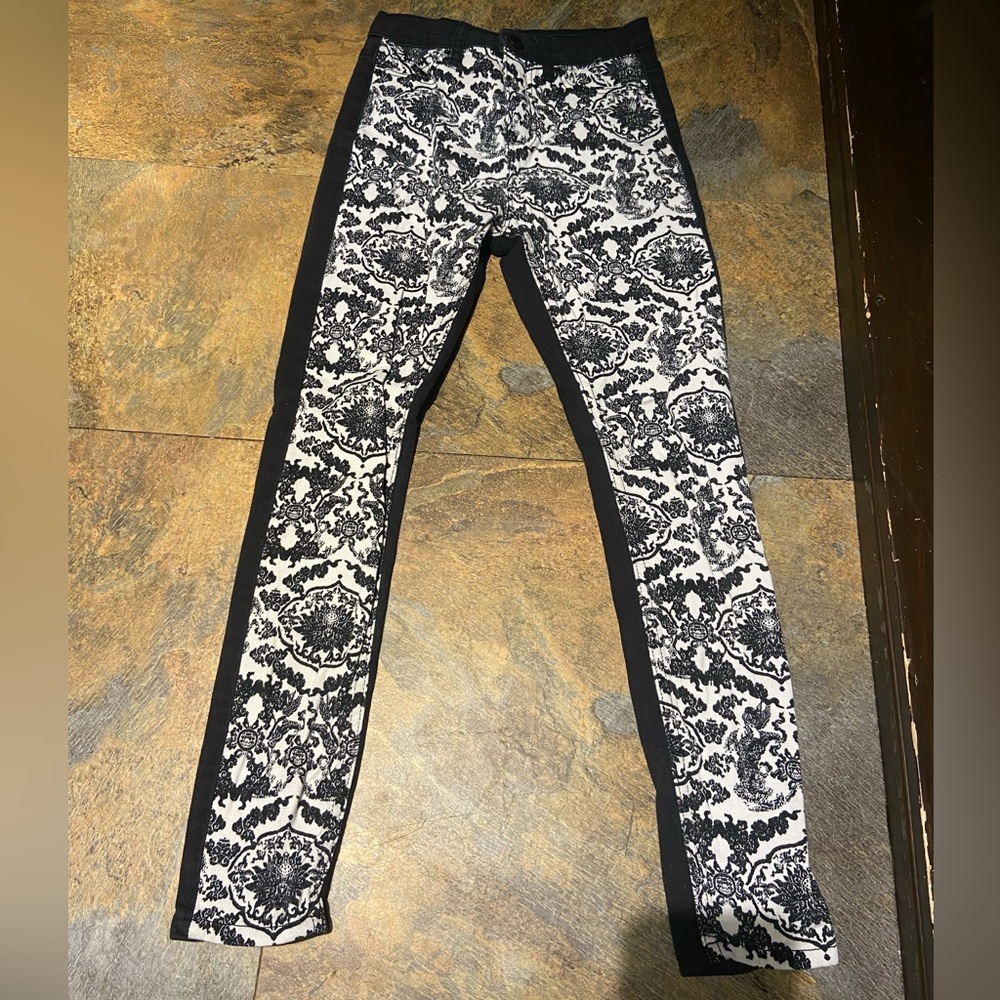 BDG High Rise Twig Pattern Skinny Jean - Picture 2 of 6